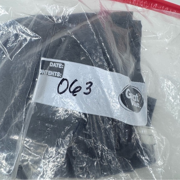 Tommy Bahama Black Swim Trunks Quick-Dry Relaxed Fit - Picture 9 of 9